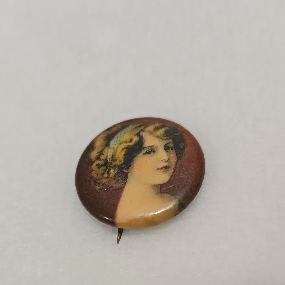 1896 Antique Cigarette Pin Featuring A Beautiful Lady